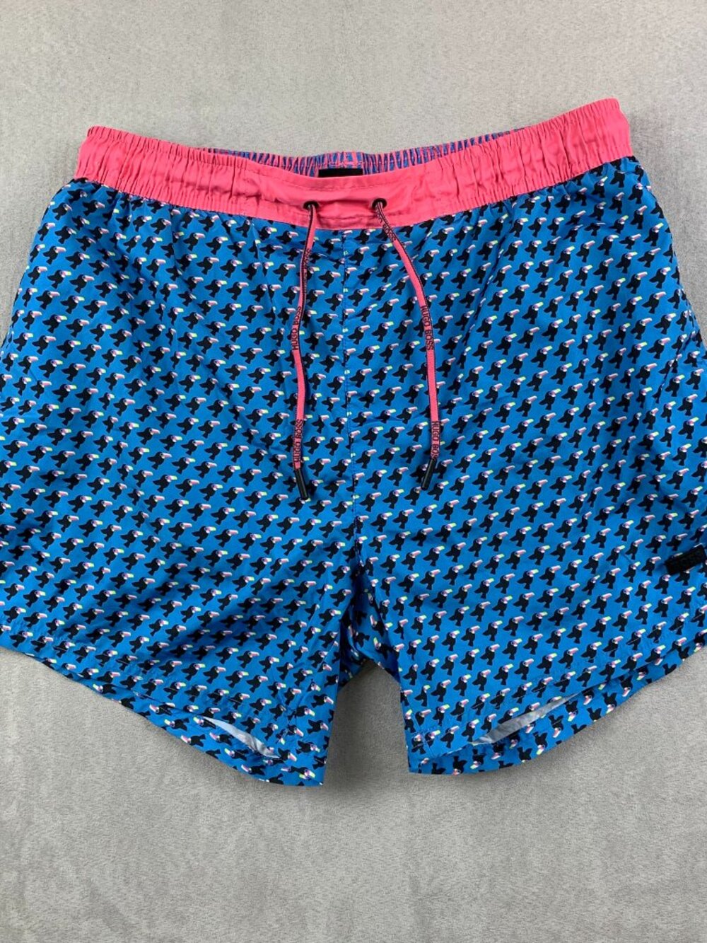 Hugo Boss Mens Swim Shorts Medium Blue Pink Toucan All Over Print 5" Mesh Liner